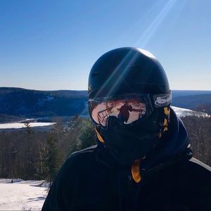 Meet your Posher, Eric